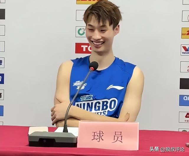 世界杯官方直播软件-精致男孩！戴昊谈做美甲：我主动给教练看 他也挺喜欢表达了尊重